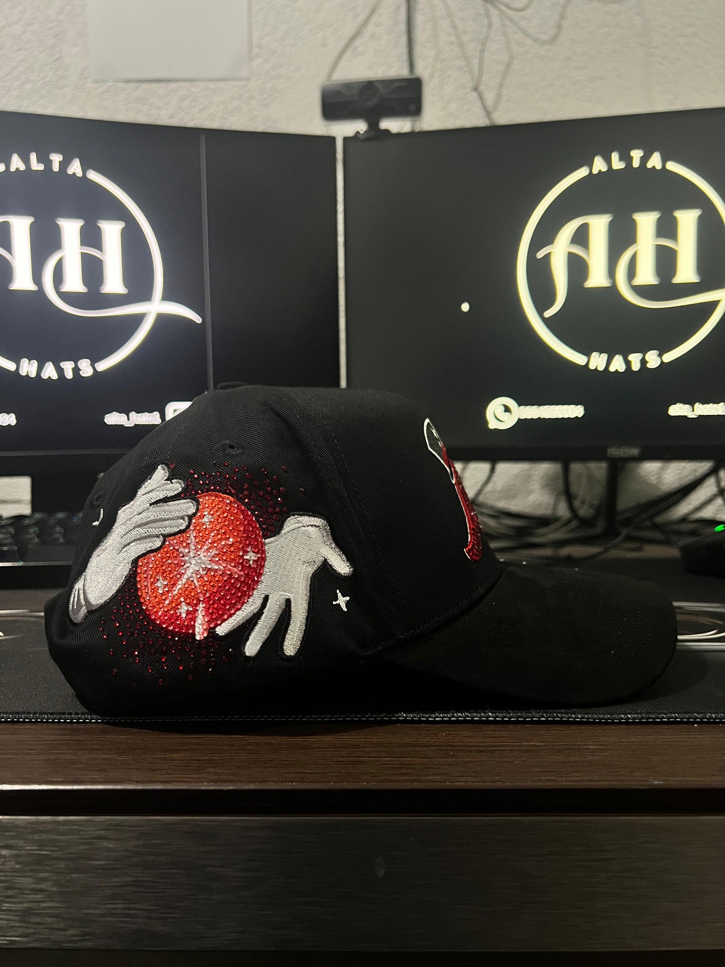 Thirty One Hats X El Mago