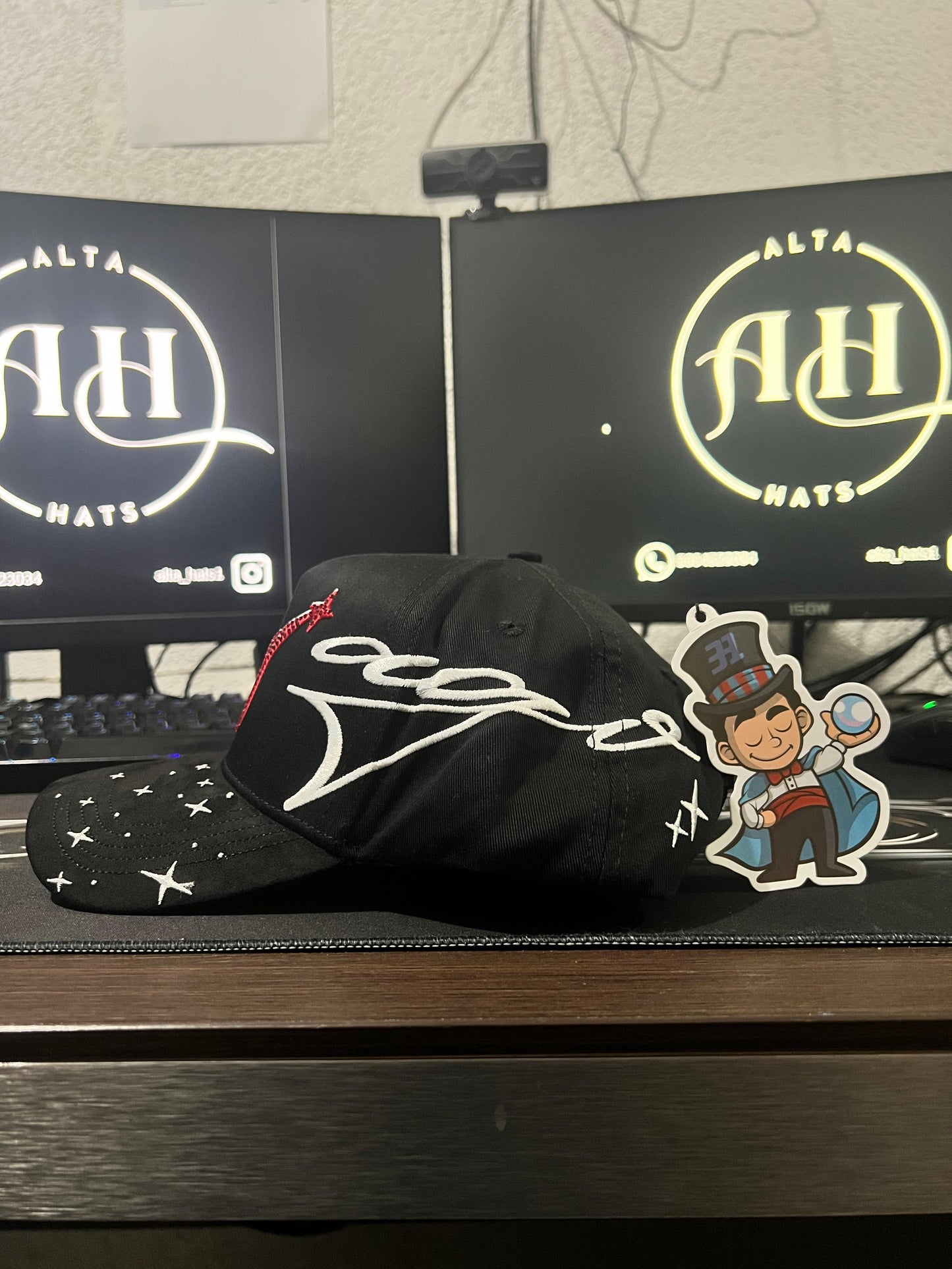 Thirty One Hats X El Mago